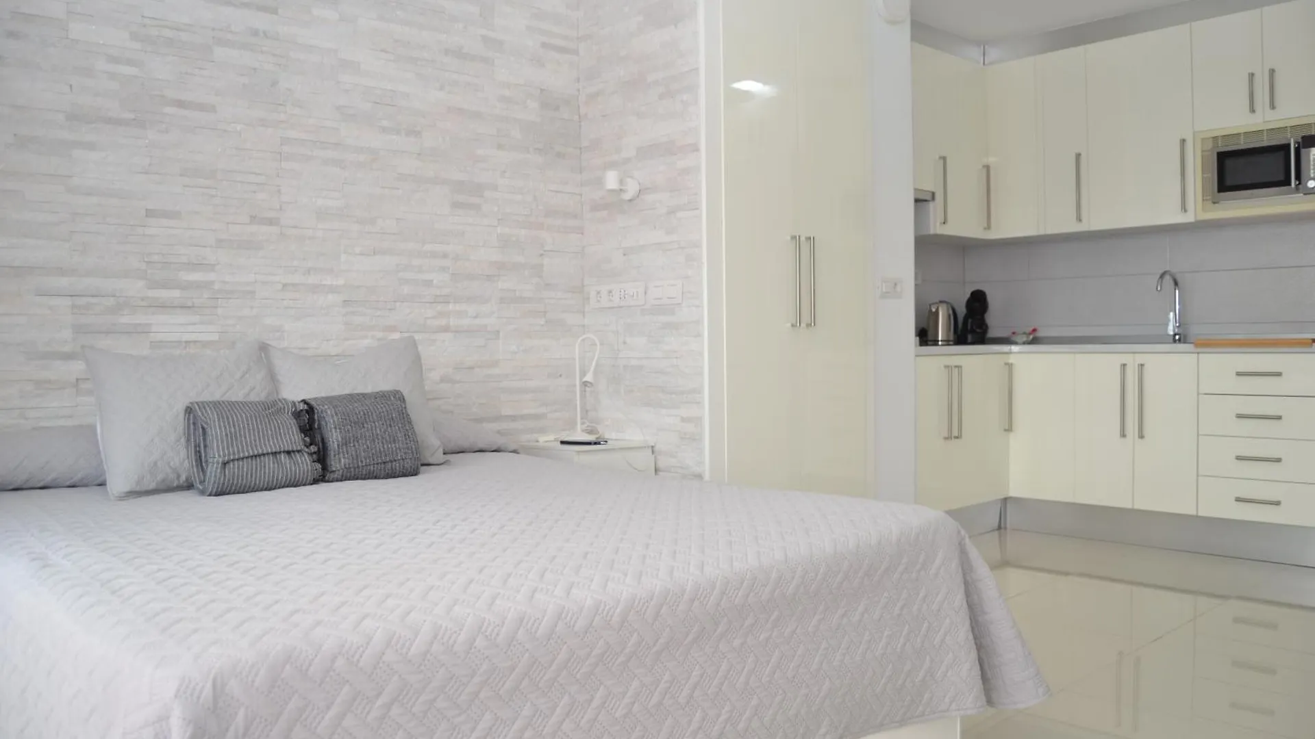 Listen The Bay - 230 Costa Del Silencio Appartement
