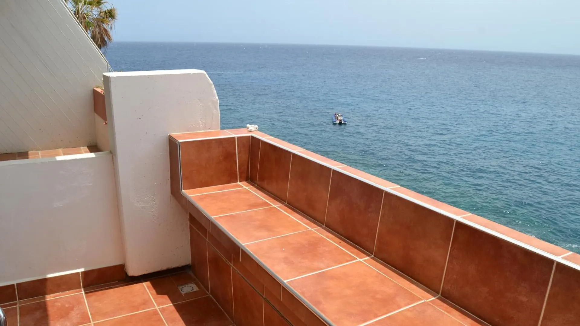Listen The Bay - 230 Costa Del Silencio